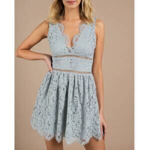 Tobi Sleeveless Lace Cocktail Dress Size Medium NEW